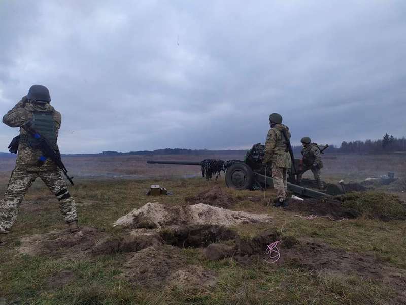 Артилеристи Волинської бригади тероборони показали, як вчаться нищити ворога (фото, відео)