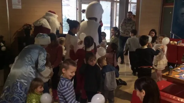 Луцький меценат влаштував дітям День святого Миколая (фото, відео)