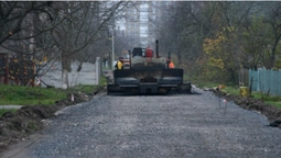 Попри війну у Луцькій громаді ремонтують дороги (фото)