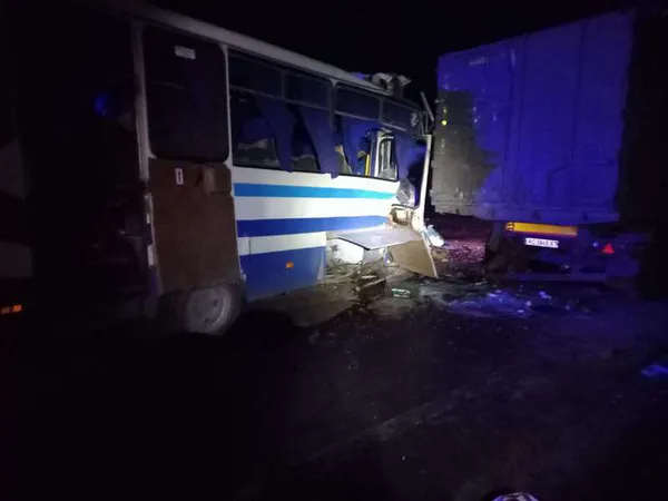 Померла дівчина, яка постраждала в аварії з рейсовим автобусом біля Горохова
