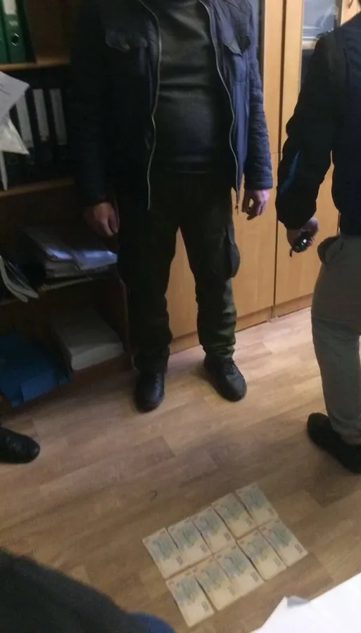  На Волині на одержанні хабаря викрито посадовця Держпродспоживслужби (фото)