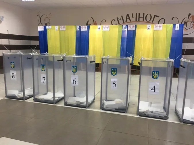 Результати Національного екзит-полу: проходять 5 партій