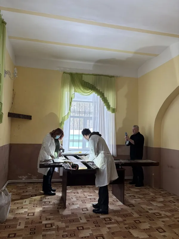 На Волині врятували унікальне «Розп’яття» від плісняви та руйнування (фото, відео)