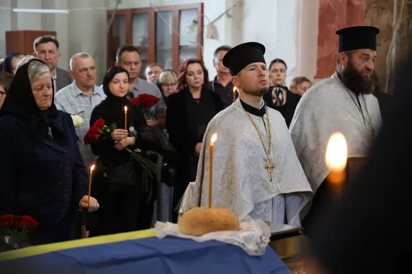 У Луцьку провели в останню дорогу полеглого воїна Сергія Четверикова (фото, відео)