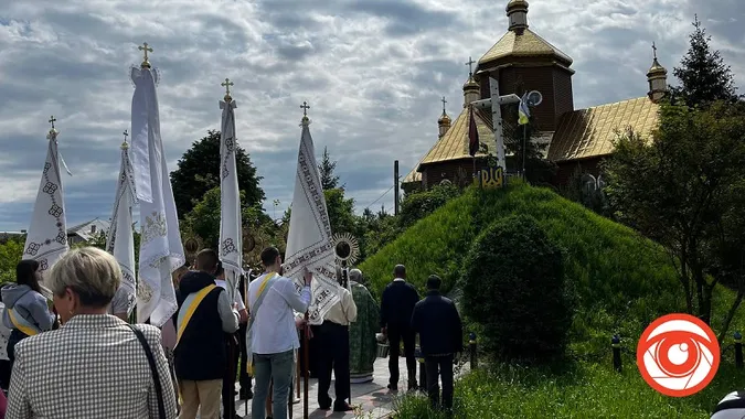 У Хотіні збереглась унікальна традиція початку Успенського посту