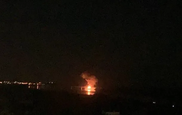 ЗСУ вдарили по Антонівському та Каховському мостах