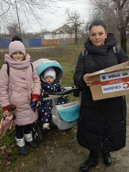 Волонтери привезли допомогу з Луцька до Куп'янська та Ізюма (фото)