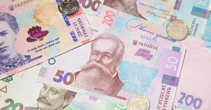 Виплати 1500 грн стартували: кому і коли надійдуть гроші