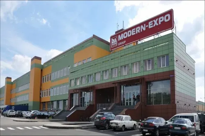 Платять до 70 тисяч: луцький «Модерн» знову шукає працівників