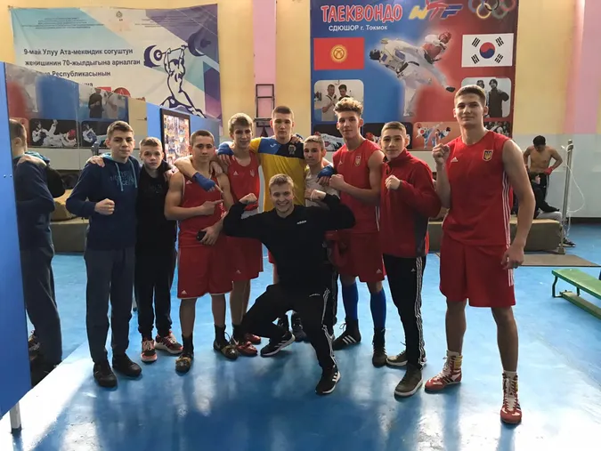 Волинський боксер став потрійним переможцем у Киргизстані