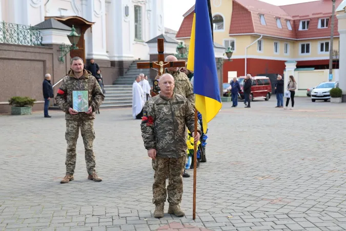 У Луцьку попрощалися із загиблим на Донеччині В'ячеславом Горюновим (фото)