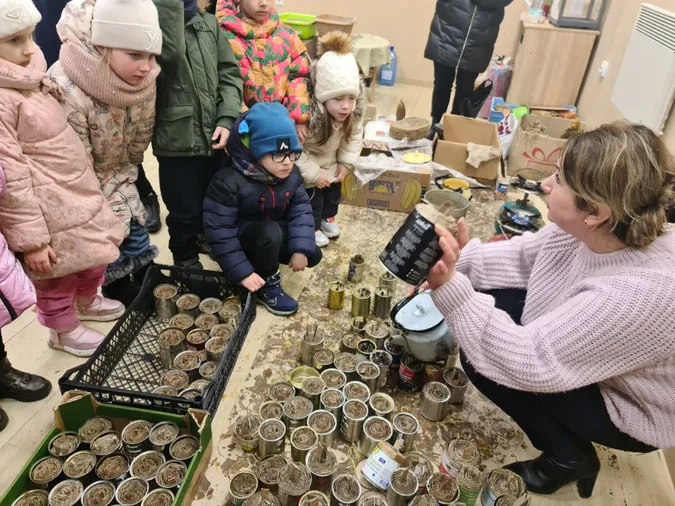 У Липинах волонтерять із дитсадка (фото, відео)