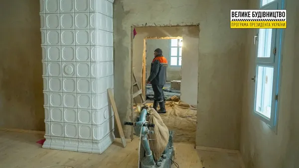У Колодяжному відреставрували «Лесині» будинки (фото, відео)