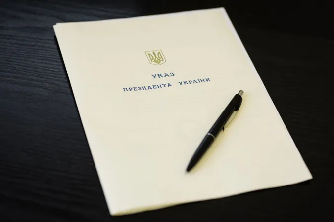 Трьом волинянкам призначили довічні стипендії від Президента