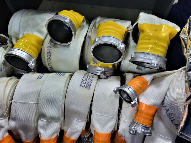 Пожежні рукави, вогнегасники, тепловідбивні костюми: ковельським рятувальникам закупили обладнання (фото)