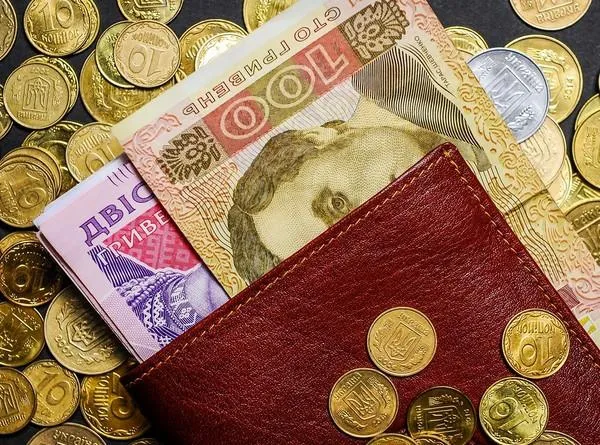 Де заробляють більше: як змінилися зарплати українців у 2018 році (інфографіка)