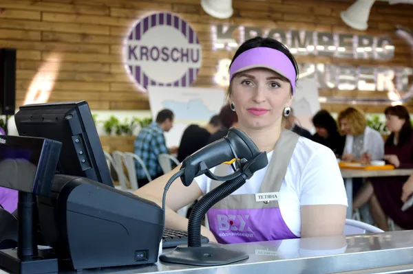 «McDonald's» би позаздрив: «Кромберг енд Шуберт» відкрив лофтову їдальню (фото)*