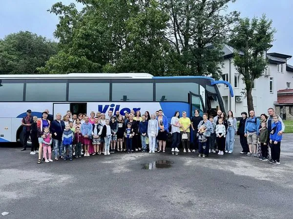 Нововолинські ветерани із сім'ями повернулись з оздоровчого відпочинку в Трускавці (фото)