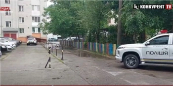 Сусіди підозрюють вбивство військового, чиє тіло знайшли в дворі будинку у Луцьку (відео)