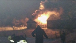 У Володимирі-Волинському рятувальники майже годину гасили пожежу (фото)