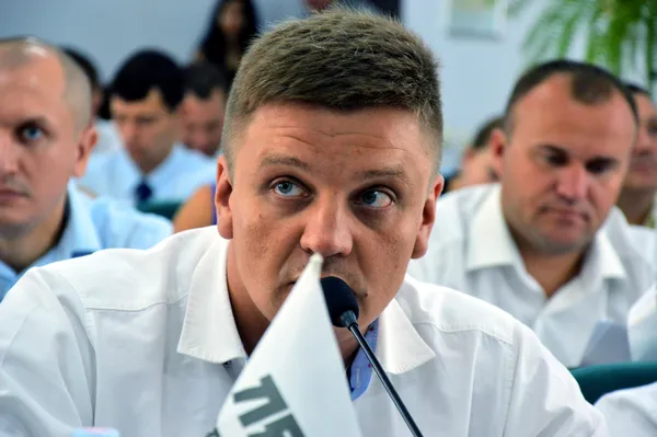 ...однак «радикал» Сергій Була назвав це рішення популістичним...
