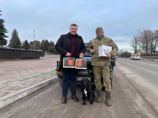 З Нововолинська передали зимову форму для тероборонівців на північні кордони (фото)