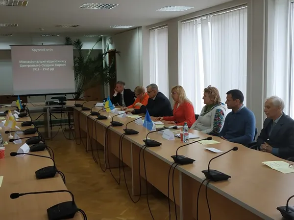 Волинська трагедія: науковці закликали до вибачень і прощення