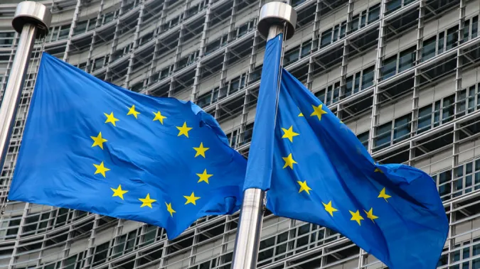 ЄС передає Україні 200 трансформаторів і 40 великих генераторів