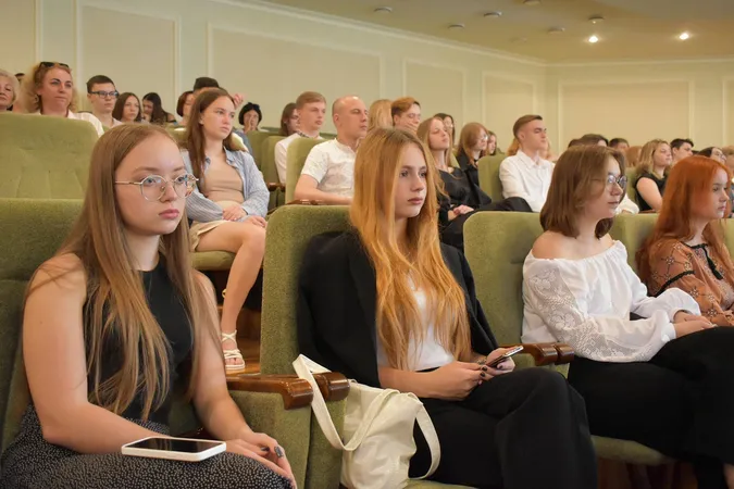 Гордість Волині: в Луцьку нагородили юних інтелектуалів та їхніх наставників