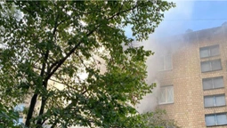 У Києві чоловік курив на балконі і спалив 10 квартир