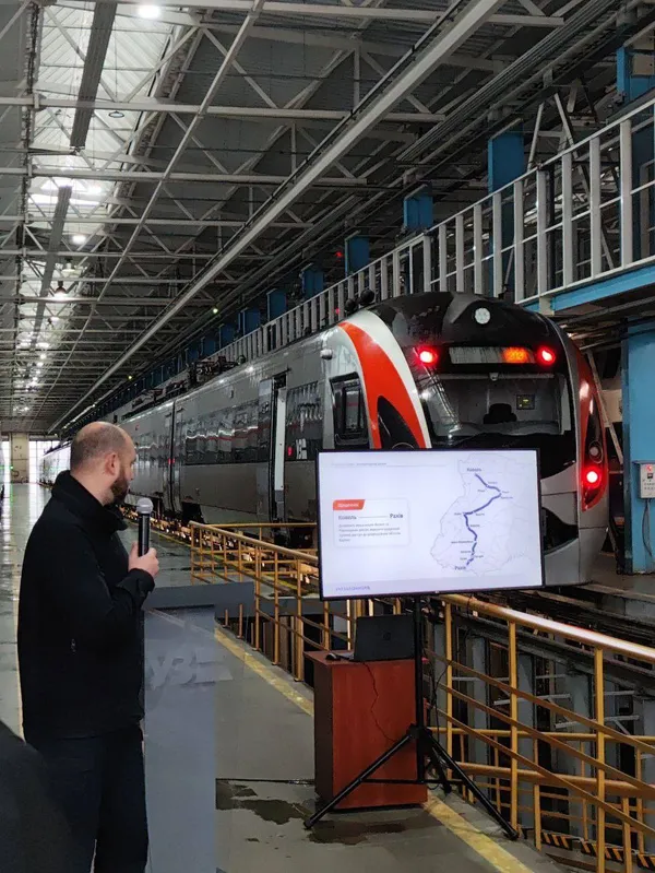 Укрзалізниця скасувала новий маршрут, який єднав Волинь та Карпати