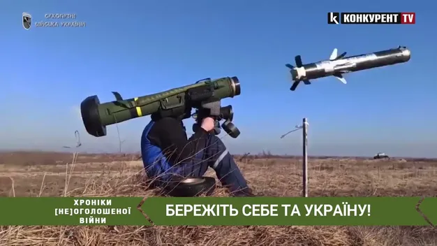 Хроніки (не)оголошеної війни: обстріли на Донбасі та понтонний міст біля України (відео)