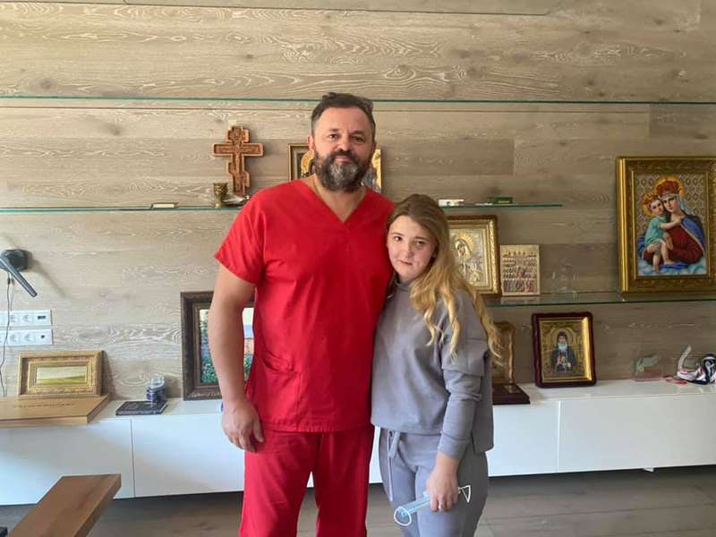 Лікар Валіхновський безкоштовно прооперує волинянку, яка постраждала в моторошній ДТП