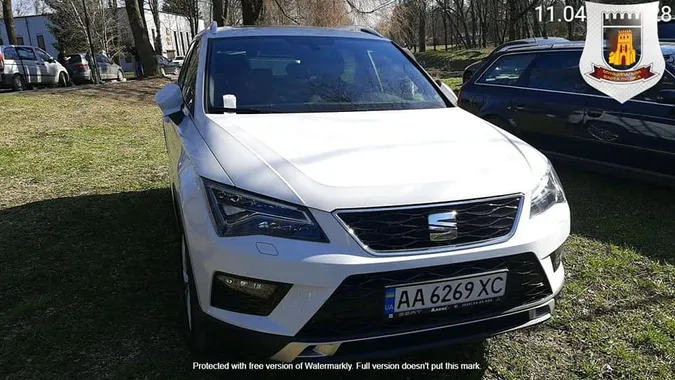 Усіх автохамів у луцькому парку притягнули до адмінвідповідальності (фото)