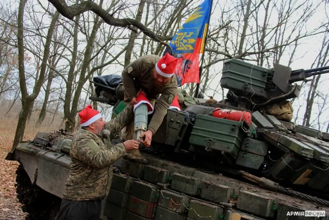 Сили оборони відбили ворожі атаки біля 9 населених пунктів, – Генштаб
