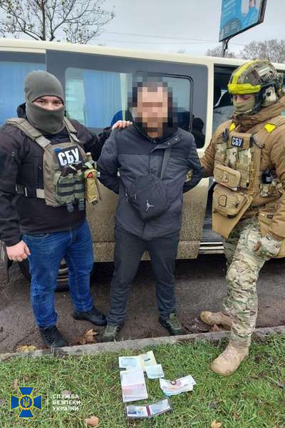 У Херсоні затримали зрадників, які катували українців в окупаційному «СІЗО» (фото)