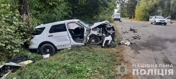 Автівки – вщент, люди – в лікарні: слідчі зʼясовують обставини ДТП біля Луцька (фото)