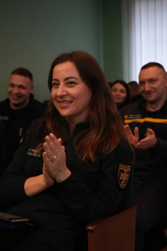 Як талановиті дітки колядували для волинських рятувальників (фото)
