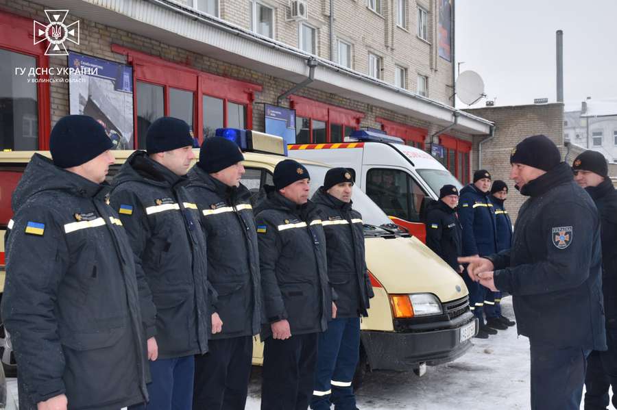 Волинські рятувальники поїхали розміновувати Харківщину та Донеччину