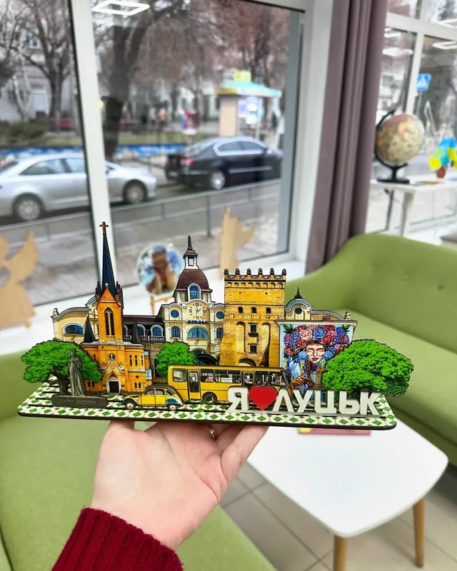 Що «луцького» можна подарувати на свята рідним і близьким