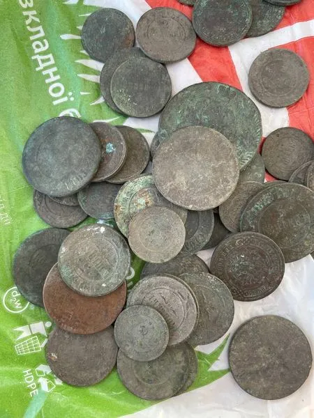 Волинська митниця передала конфісковані монети XIX ст. у краєзнавчий музей (фото)