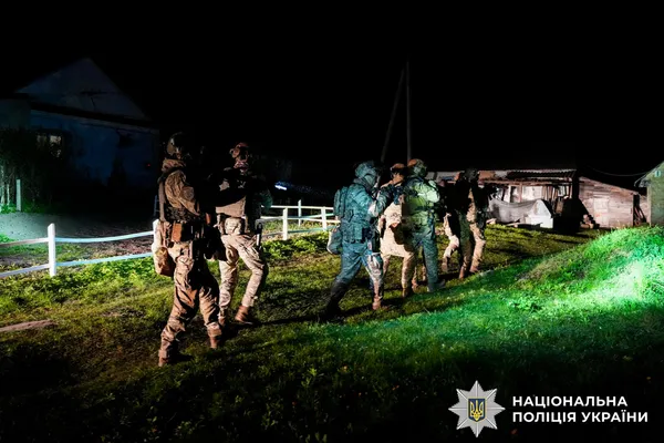 На Рівненщині затримали чоловіка, який стріляв по військових ТЦК і поліцейських (фото)