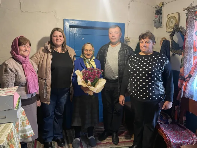 На Волині привітали довгожительку з 90-річчям