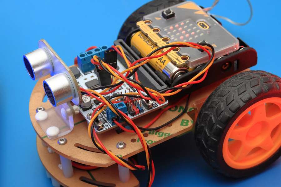 Роботи-конструктори як знайомство дитини з майбутнім*