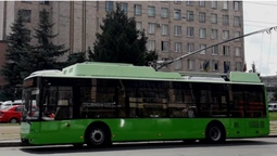 Луцькі тролейбуси поїхали у Харків (фото)