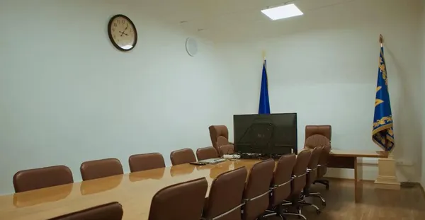 Зеленський показав свій бункер: де президент пересиджує тривоги (фото)