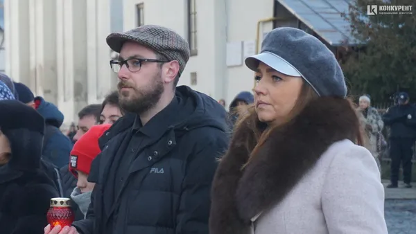 У Луцьку вшанували пам'ять жертв Голодомору (фото, відео)