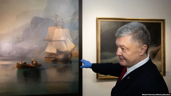 Порошенку оголосили підозру