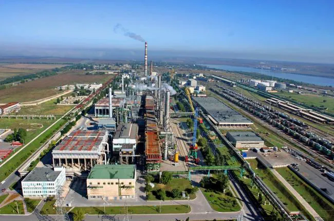Внаслідок ракетної атаки рф «Рівнеазот» зазнав аварійної зупинки