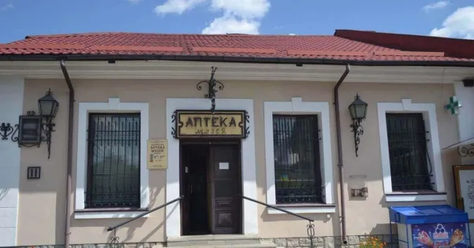 У Луцьку аптеку-музей закрили на ремонт